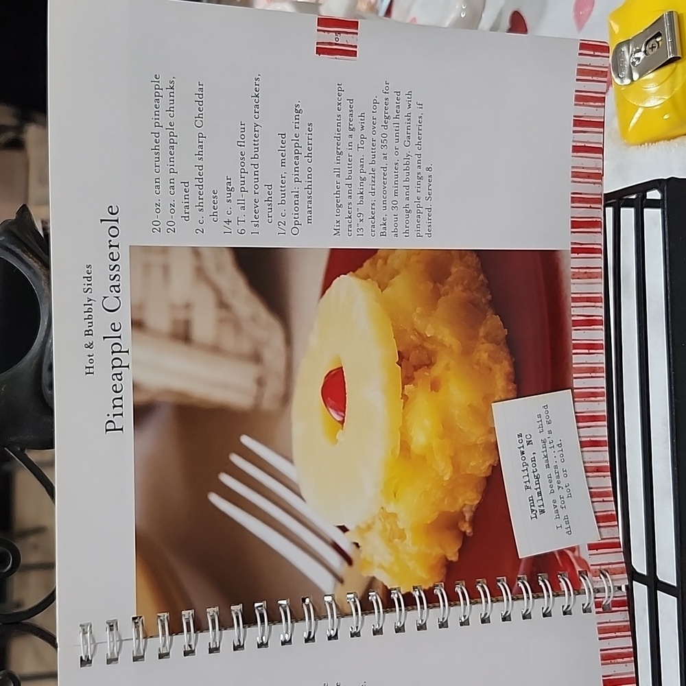 101 COZY CASSEROLES COOKBOOK by GOOSEBERRY PATCH - Picture 4 of 5